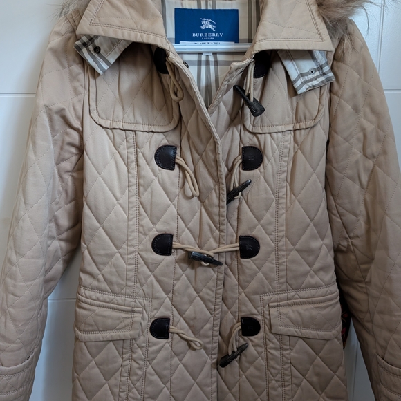 Burberry Jackets & Blazers - Burberry Women's Beige Quilted Trench Coat With Detachable Fur Hood